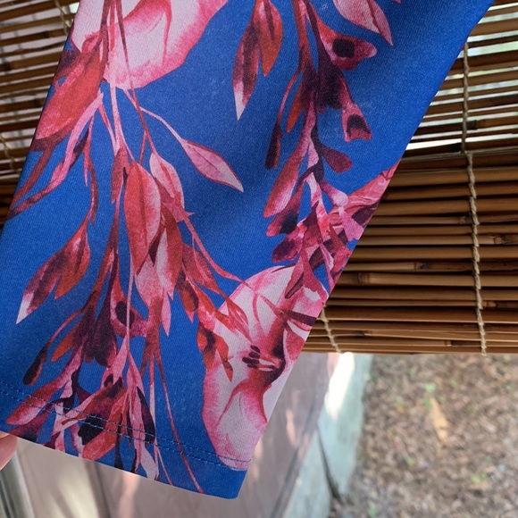 Floral Zara dress - Picture 6 of 12